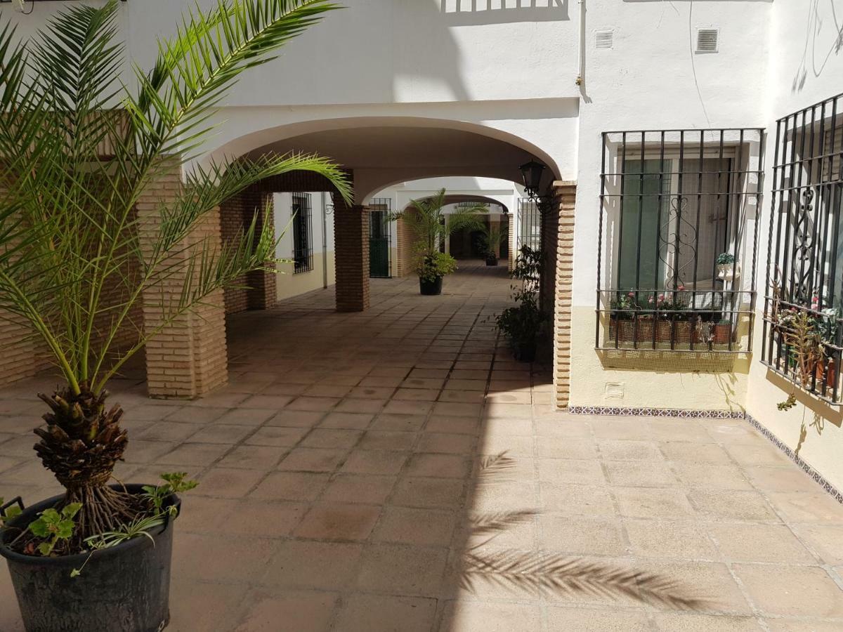 Apartamento En Los Patios De San Basilio Кордова Экстерьер фото